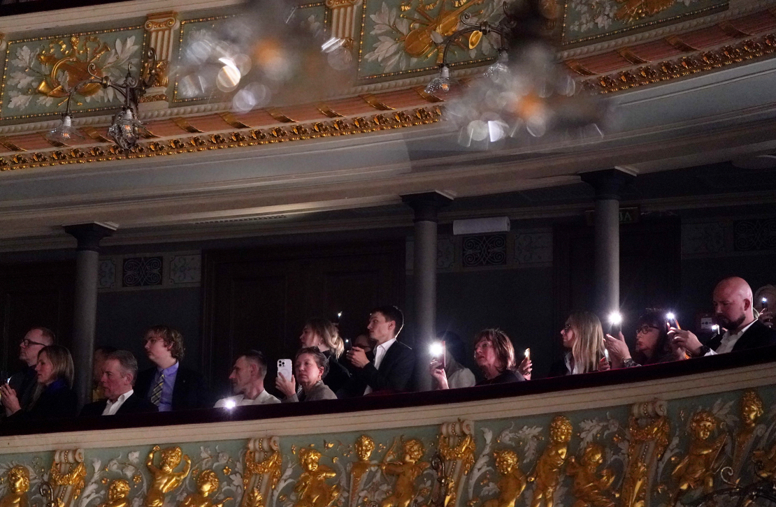 Fonda "Uzņēmēji mieram" organizēts Ukrainas atbalstam veltīts koncerts "Palīdzi izvest Ukrainas aizstāvjus no nāves" Latvijas Nacionālajā operā un baletā.