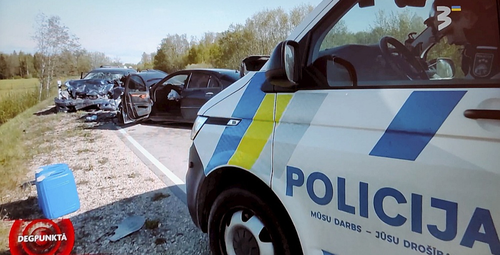 Negadījums notika skaidrā maija dienā, redzamību nekas netraucēja. Visā vainojams autovadītāja dzērums.