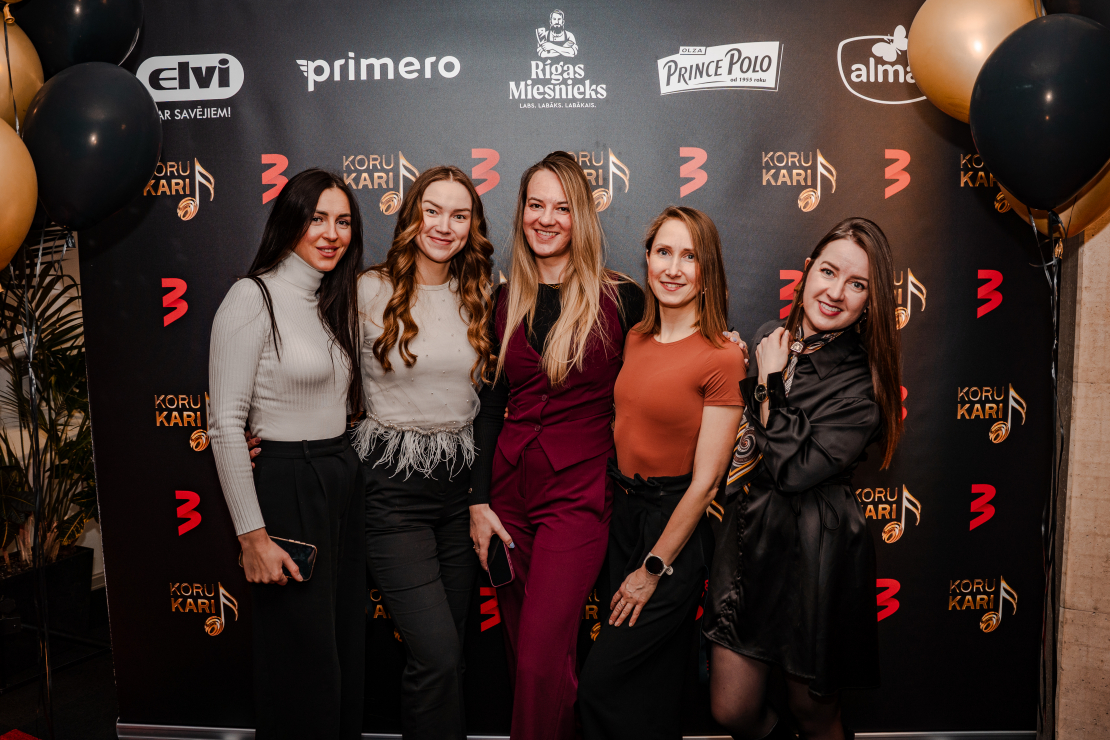 Ieskandina šova "Koru kari" jauno sezonu.