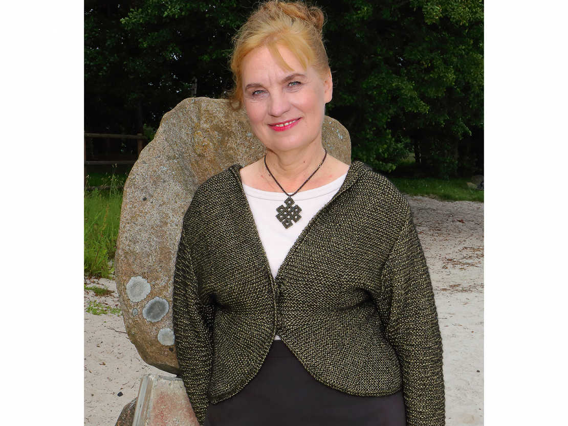 Dažādos rakstos adītā jaka.