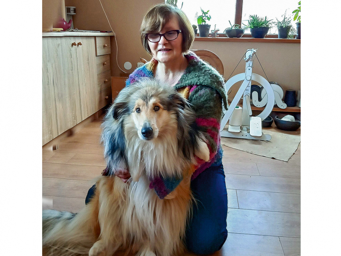 Ināra Krauja ar savu mīluli Tīnu.