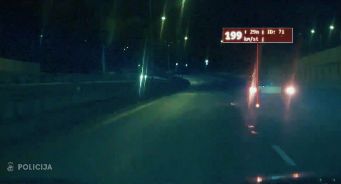 Ekrānuzņēmums no pakaļdzīšanās.