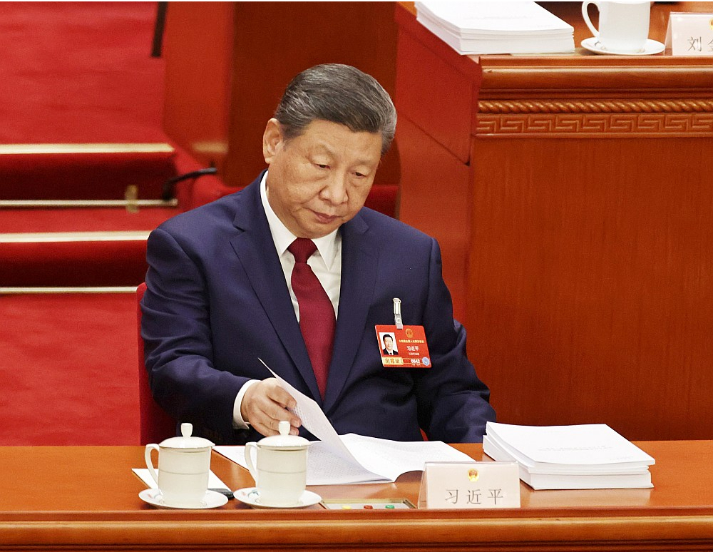 Ķīnas prezidents Sji Dzjiņpins Nacionālā tautas kongresa ikgadējās sesijas atklāšanā 5. martā. Viņa varas gados patiesu debašu iespējas kongresā ir mazinājušās.