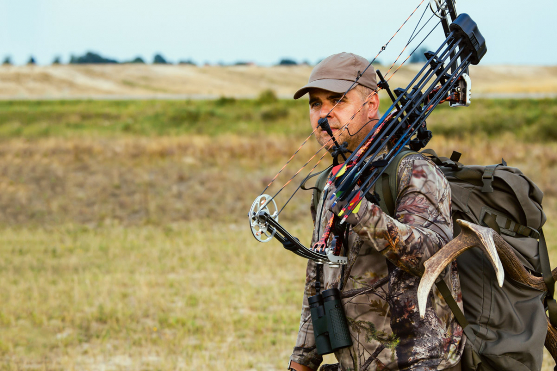 Medības ar loku – tas ir stāsts par modernām tehnoloģijām, izglītotu un zinošu mednieku.