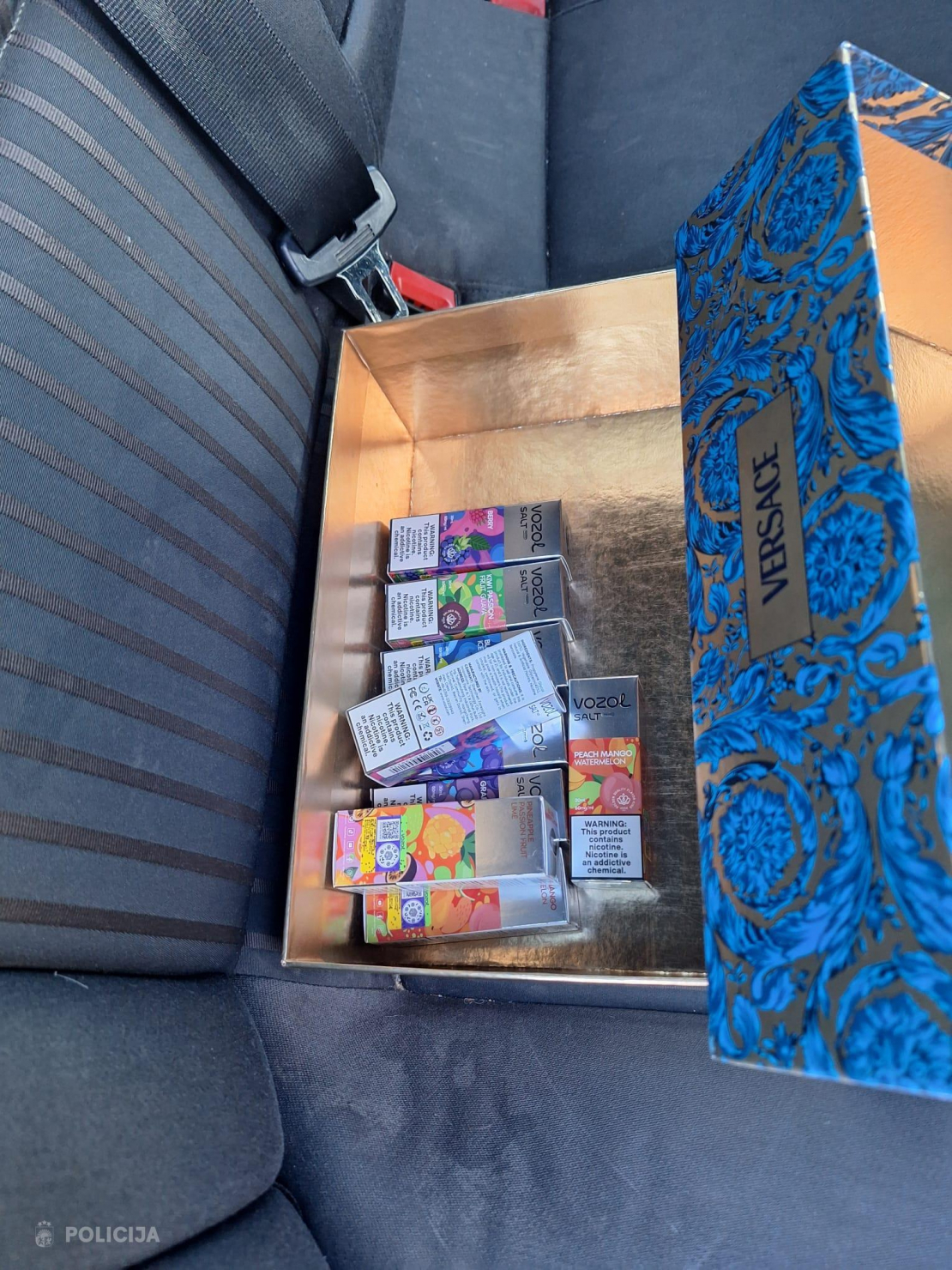 Valsts policija Latgalē izņem smēķēšanas šķidrumus un viltojumus.