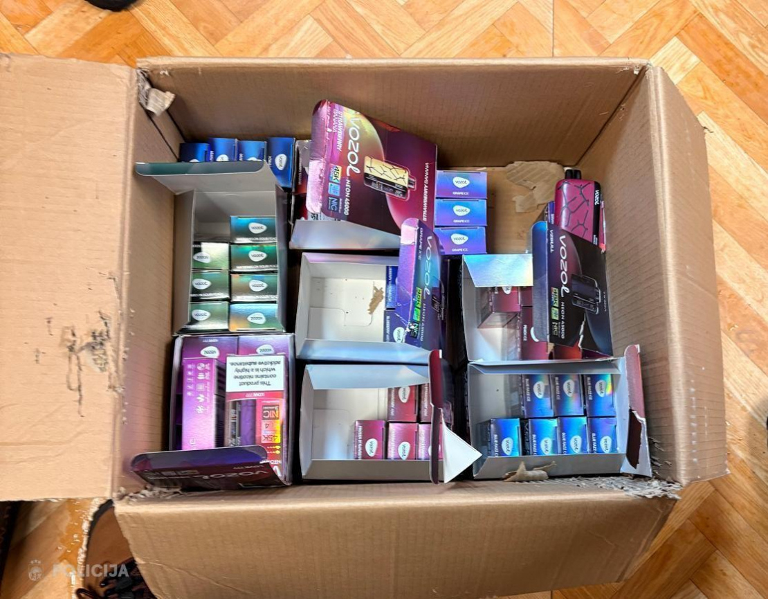 Valsts policija Latgalē izņem smēķēšanas šķidrumus un viltojumus.