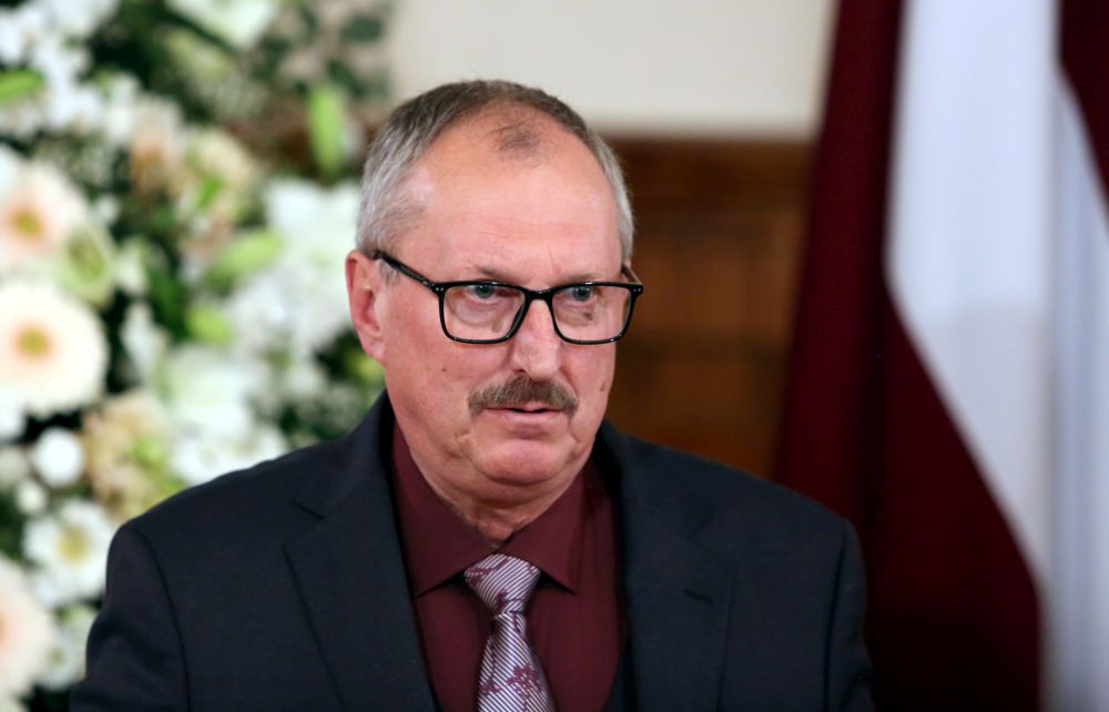 Rakstnieks Aivars Kļavis.