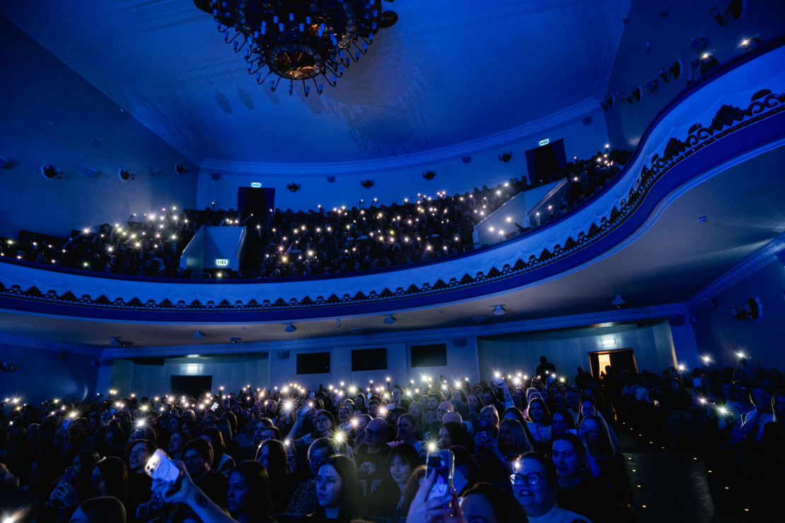 Atklāj koncertturneju "100% Lauris Reiniks".