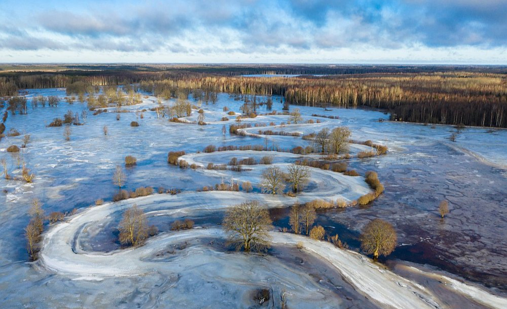 Somā Nacionālajā parkā piektais gadalaiks nekad nesākas vienā un tajā pašā laikā. Pašlaik plūdu teritorijās vēl daudz ledus.