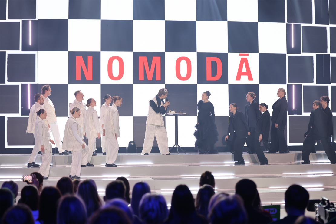 Muzikālā šova "Koru kari" 2. tiešraide.