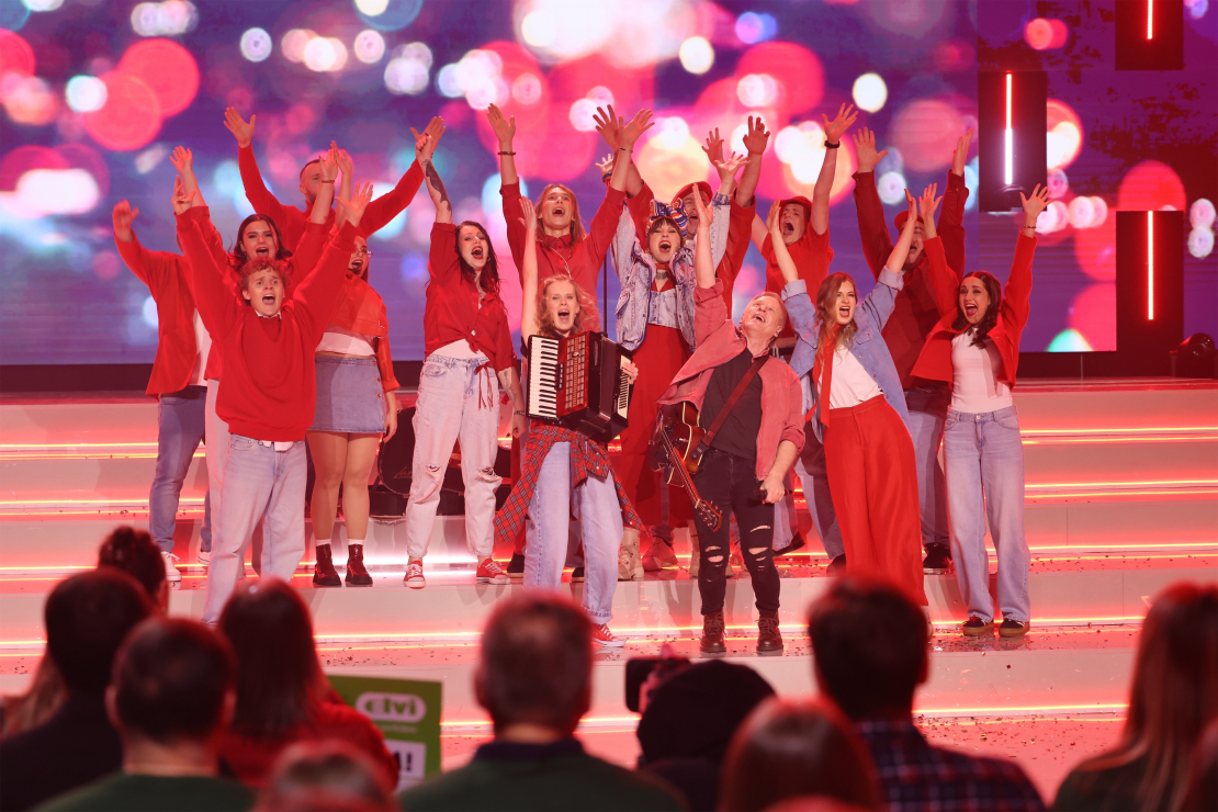 Muzikālā šova "Koru kari" 2. tiešraide.