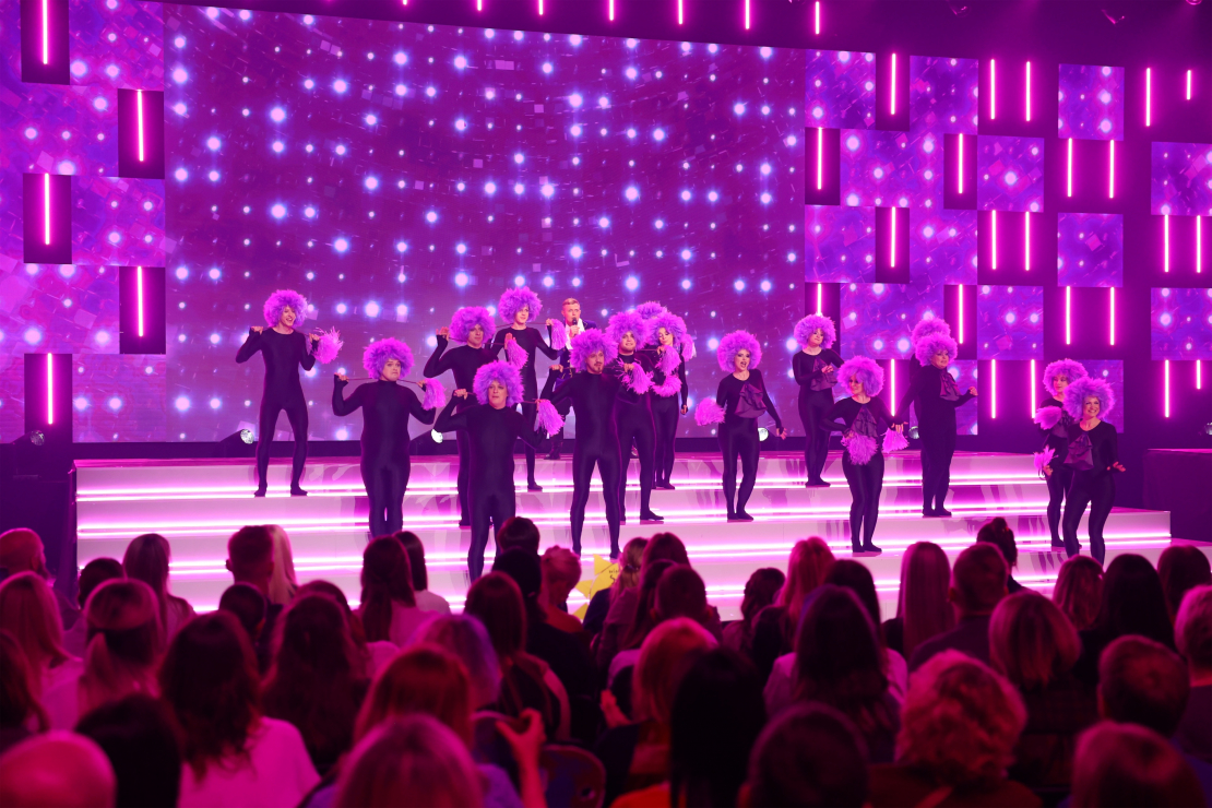 Muzikālā šova "Koru kari" 2. tiešraide.