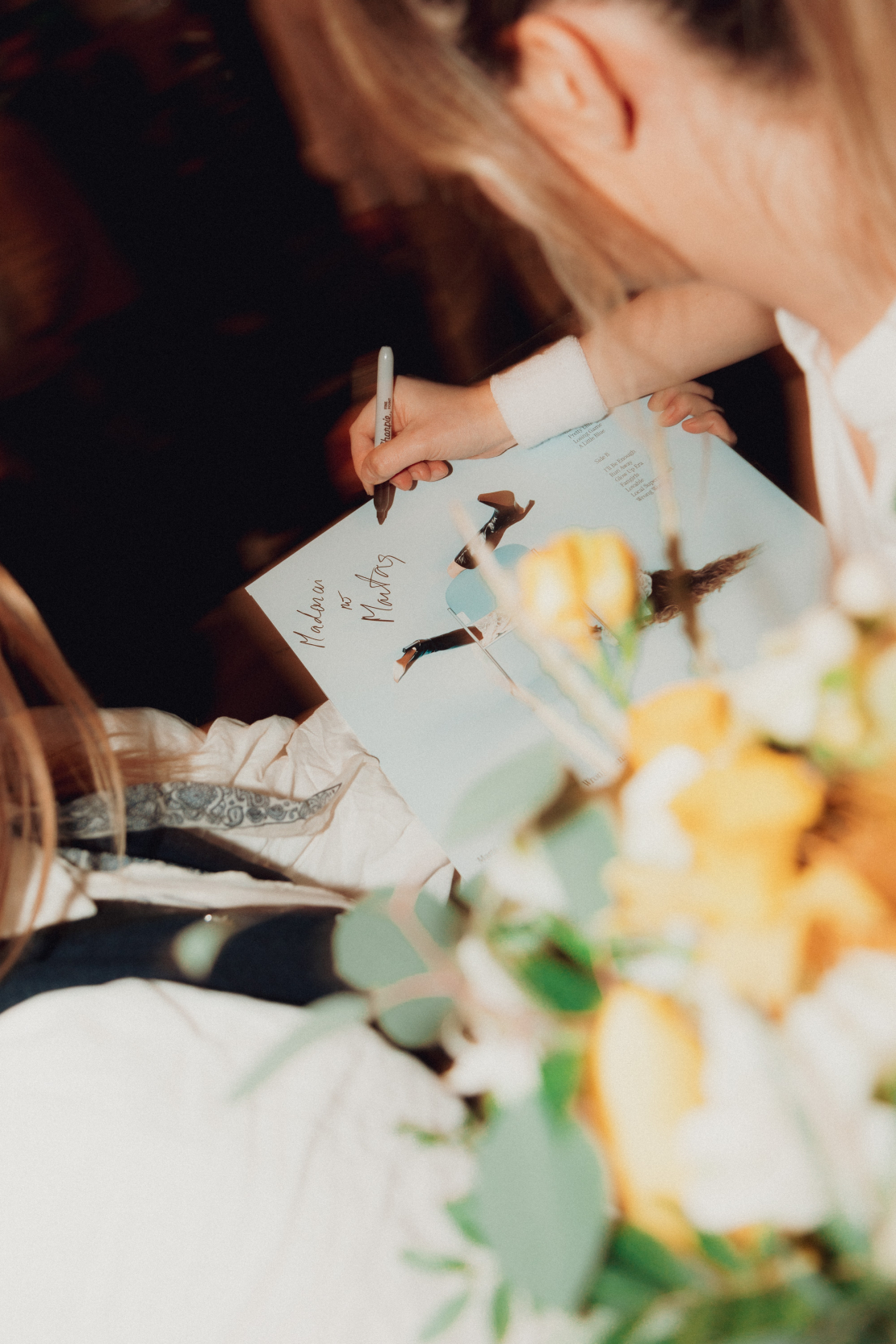 Martas jaunā albuma "Wrong Woman (According to the Rule Book)" prezentācija.