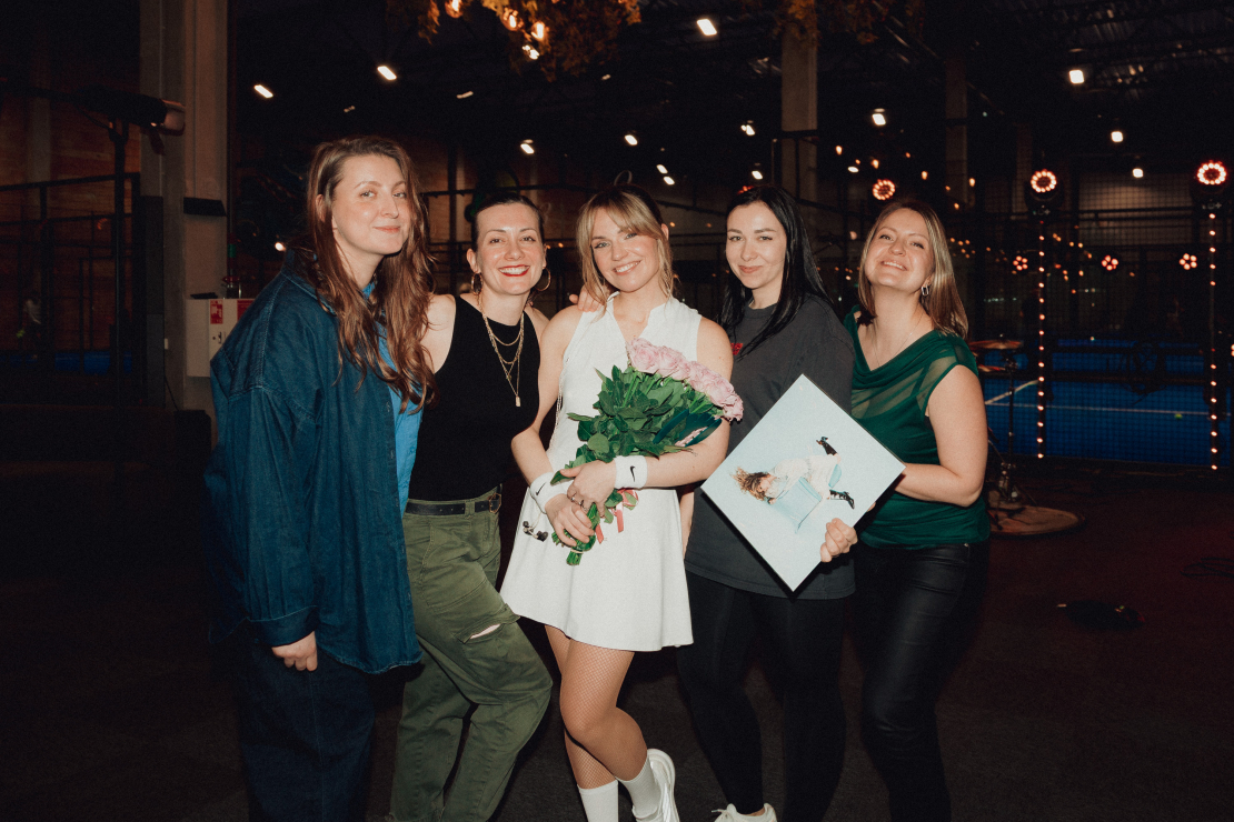 Martas jaunā albuma "Wrong Woman (According to the Rule Book)" prezentācija.