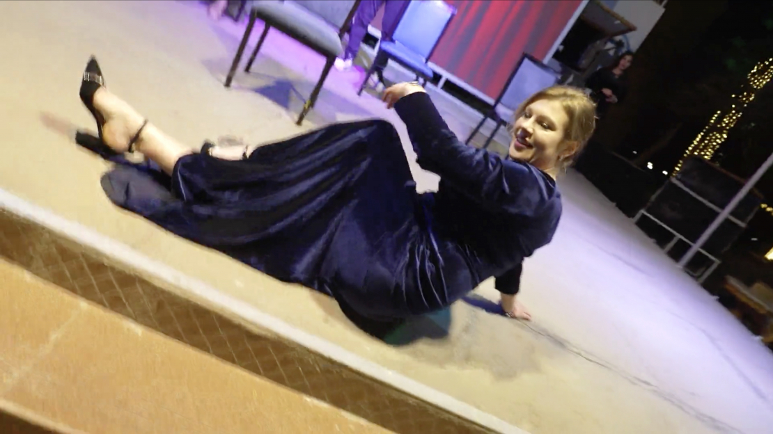 Magone Liedeskalna skaistumkonkursā iet uz visu banku.