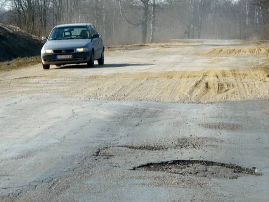 Skaistais pavasara ceļš.