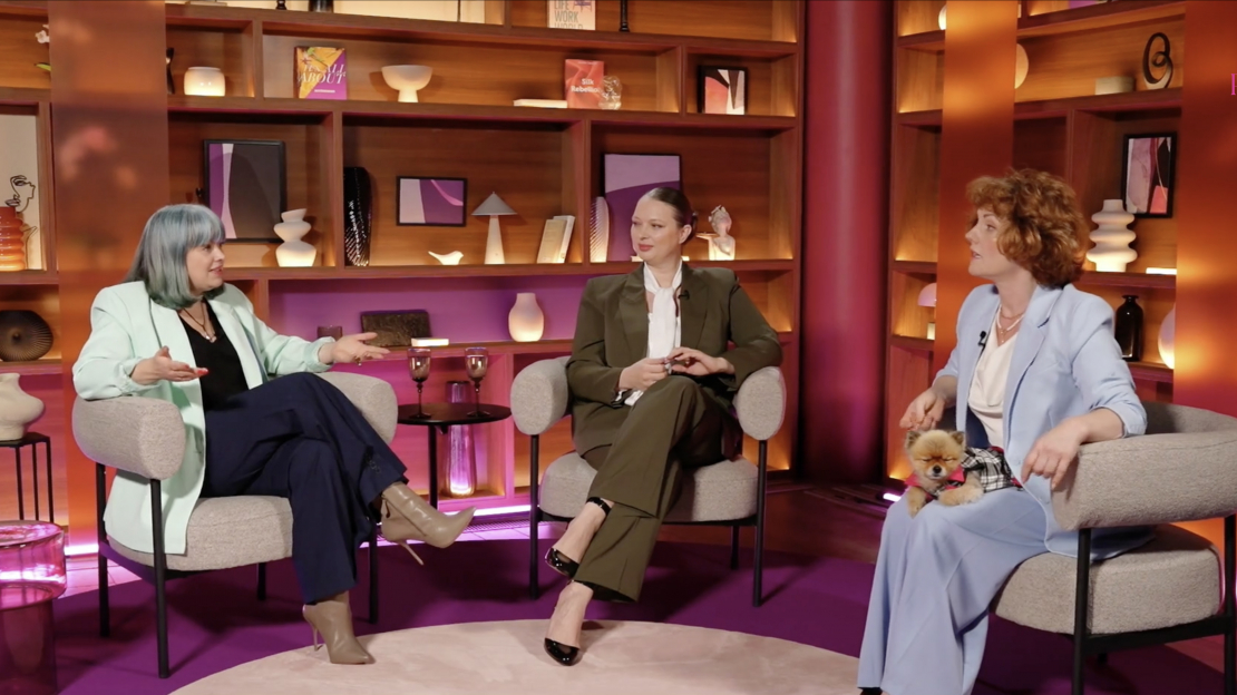 "Dāmas ar Drāmu" – Dana Bjorka, Linda Curika un Ieva Brante.