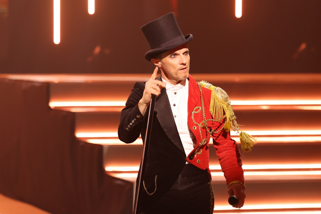 Muzikālā šova "Koru kari" ceturtā tiešraide.