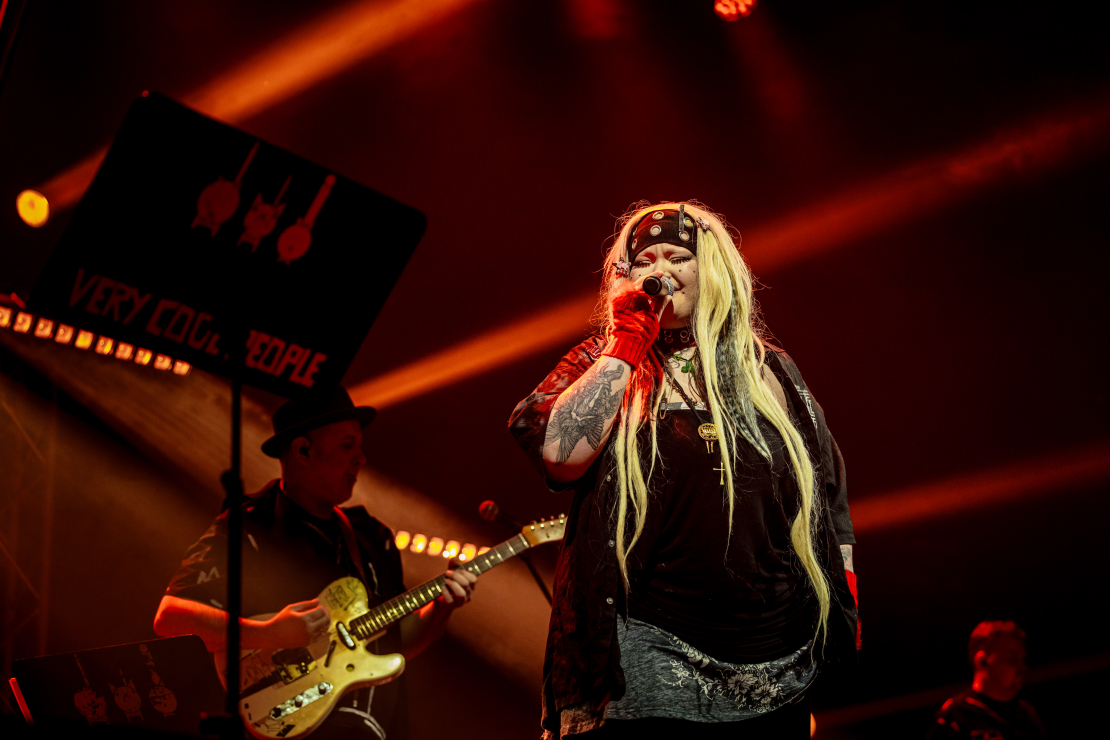 "Very Cool People" Lielākais Mazkoncerts.