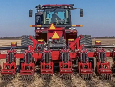 'Case IH Nutri tiller' agregāts.