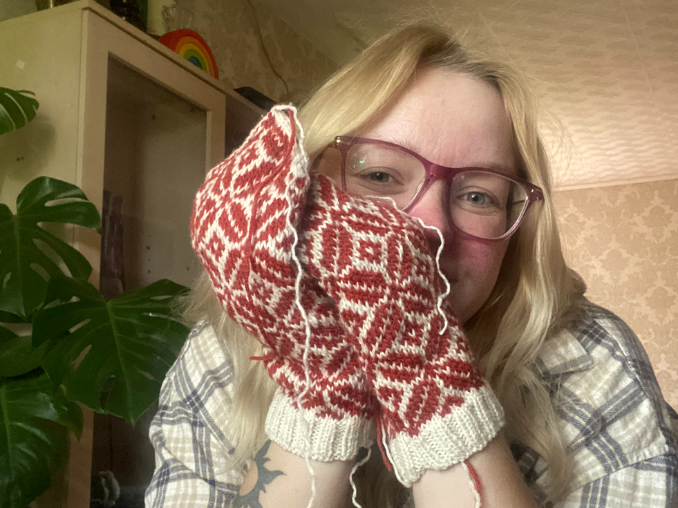 Ilva adītprieku pārmantojusi no savas dzimtas sievietēm –
vecvecmammas, vecmammas un mammas.