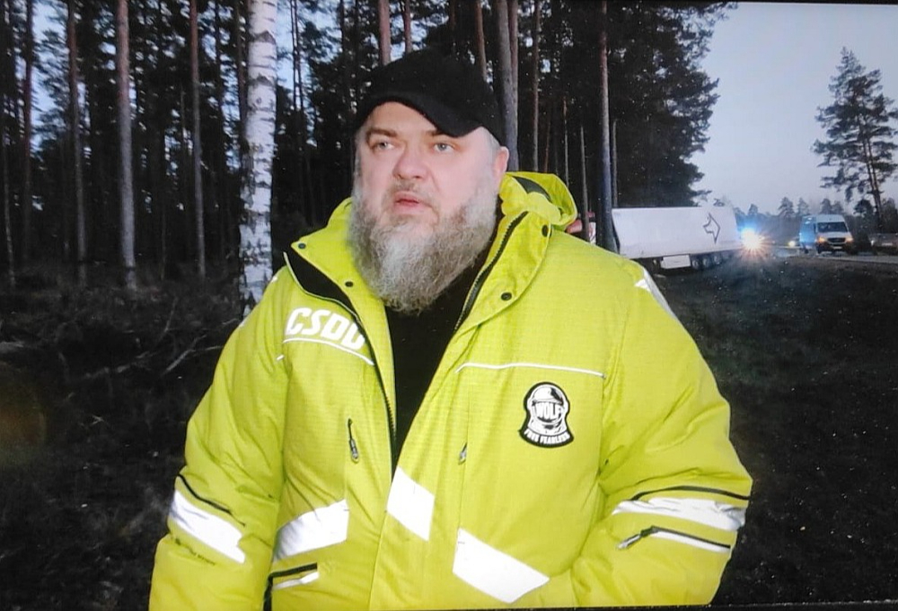 CSDD satiksmes drošības eksperts Oskars Irbītis bieži dodas uz smago ceļu satiksmes negadījumu vietām tūlīt pēc notikuma, lai uz vietas noskaidrotu faktus, kas varēja izraisīt avāriju.