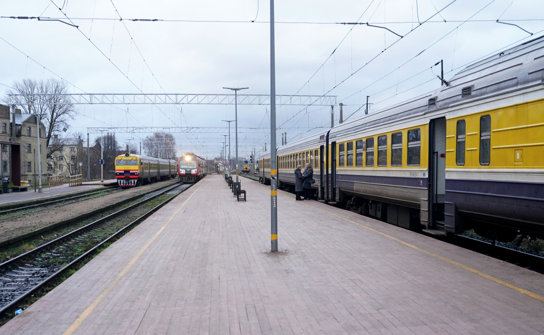 Vilcieni Rīgas Centrālajā dzelzceļa stacijā.