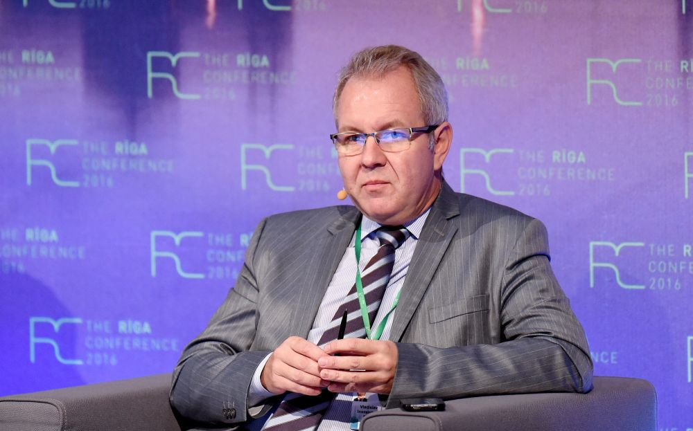 ASV dzīvojošais krievu ekonomists Vladislavs Inozemcevs.