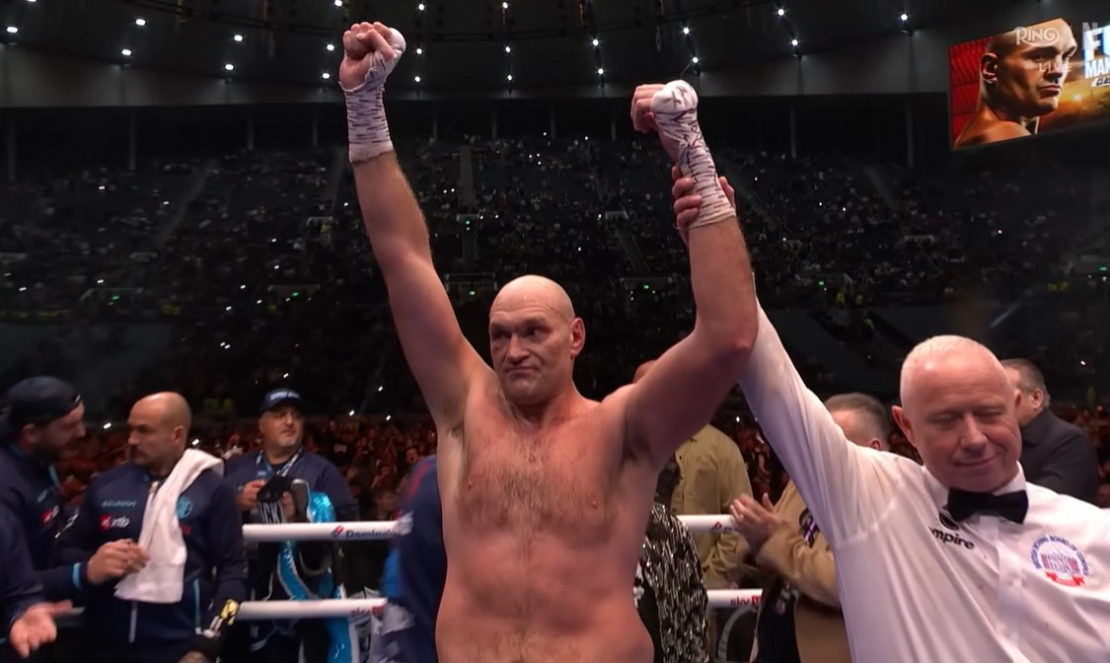 Taisons Fjūrijs pēc uzvaras pār krievu smagsvaru Arslanbeku Mahmudovu.