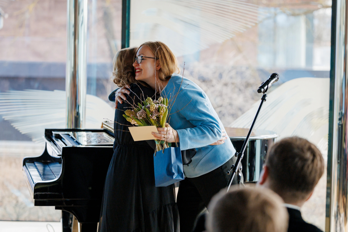 22. reizi tiek pasniegta Rīgas pašvaldības Izglītības, kultūras un sporta departamenta gada balva "Baltais zvirbulis".