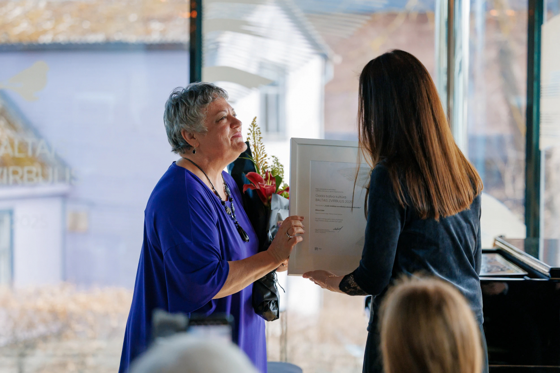 22. reizi tiek pasniegta Rīgas pašvaldības Izglītības, kultūras un sporta departamenta gada balva "Baltais zvirbulis".