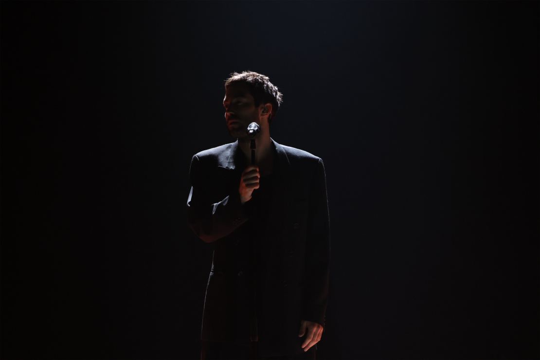 Muzikālā šova šova "Koru kari" septītā tiešraide.