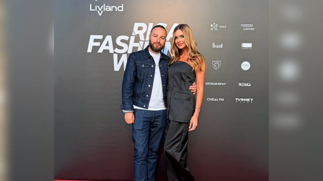 Kristīne Jelinska kopā ar jauno partneri Jevgeņiju.