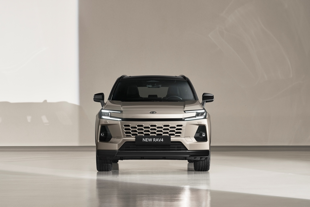 Auto izstādē "Auto 2026" gaidāmie spēkrati.