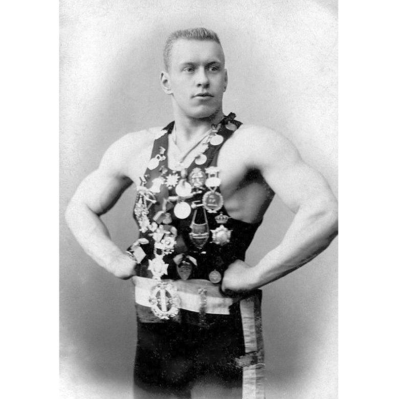 Georgs Lūrihs (1876–1920).