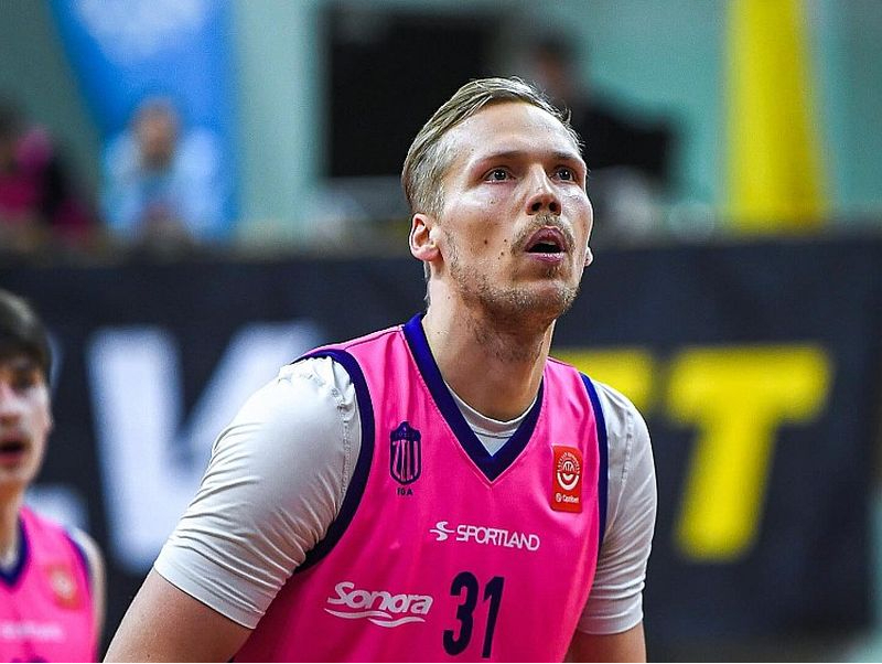 Rīgas pieredzējušā zeļļa Jāņa Bērziņa meistarībai pusfināla sērijā būs liela nozīme.