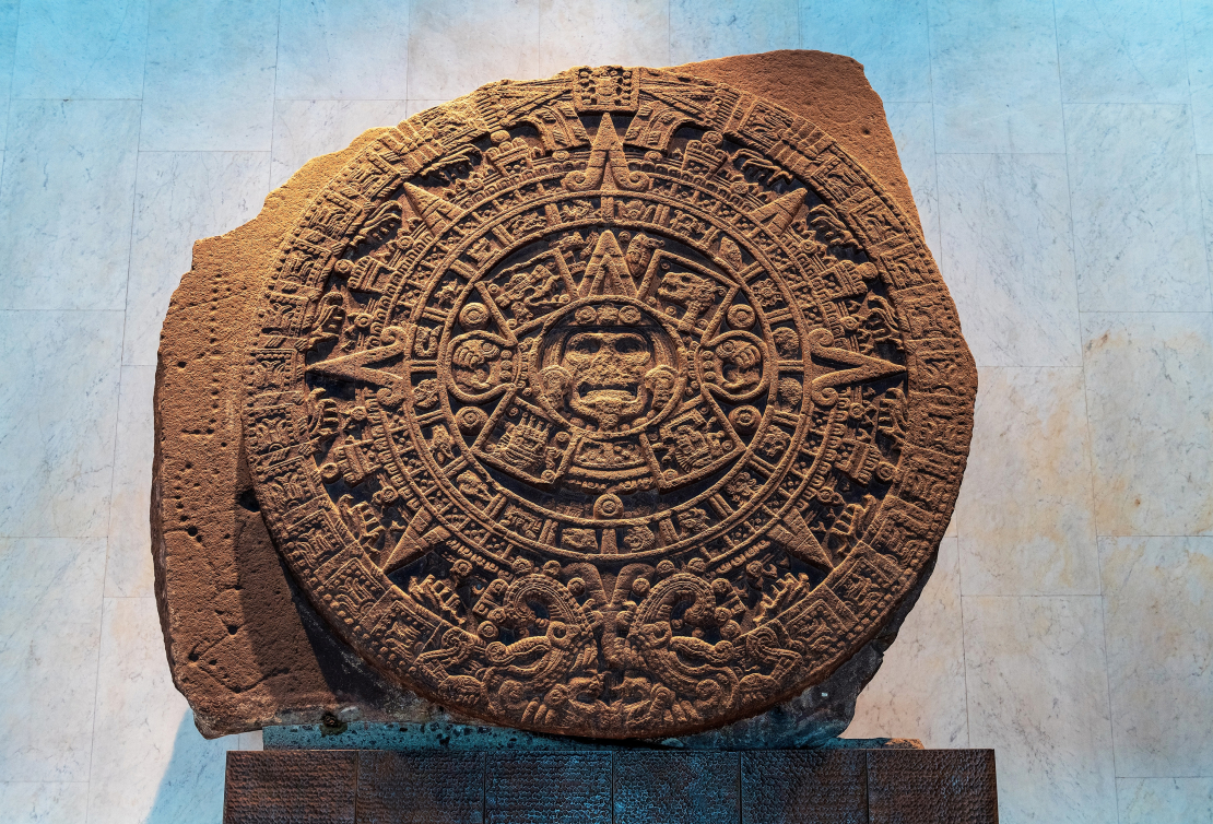 Acteku saules kalendāra monolīts, kas izrakts pilsētas Zocalo galvenajā laukumā.