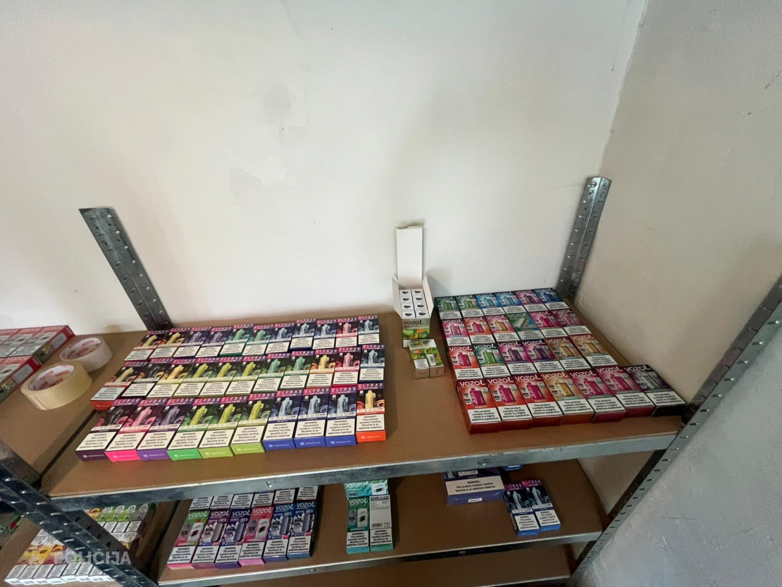 VP izņem nelikumīgas smēķēšanas ierīces.