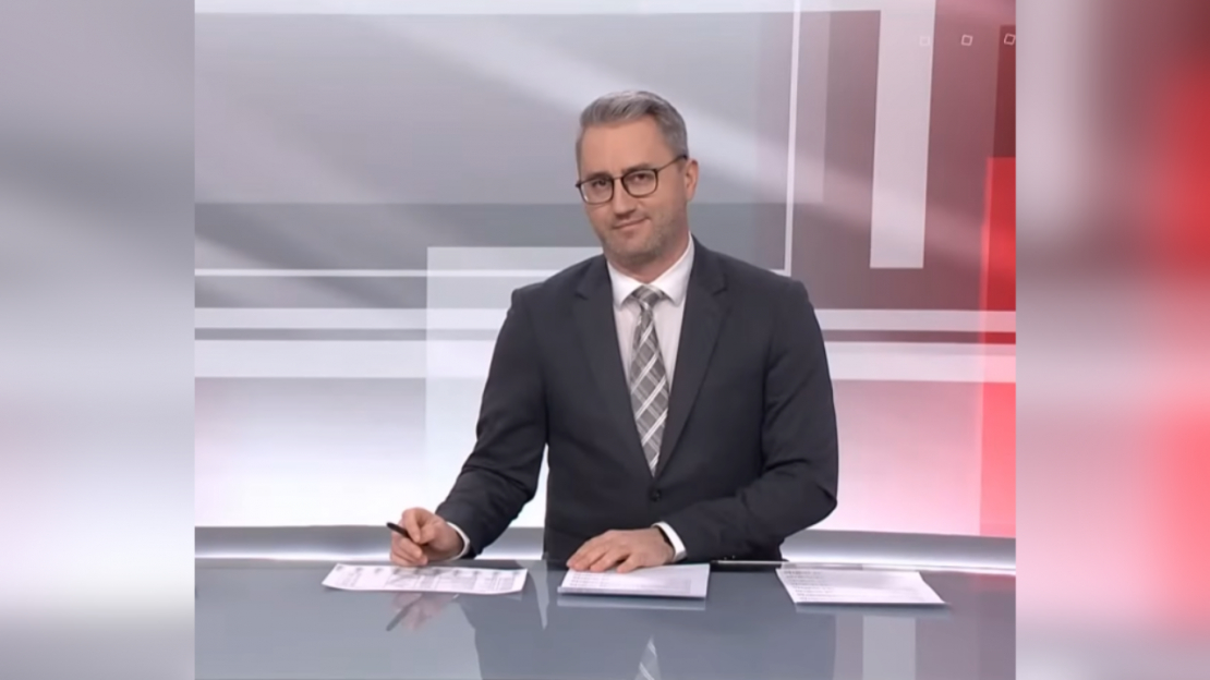 Jānis Geste raidījuma "Panorāma" studijā.