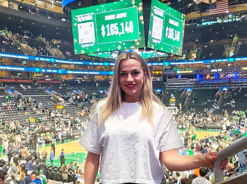 Sportistes un cīnītājas gars Kristīnu Petermani aizvedis līdz NBA spēlei Bostonā.