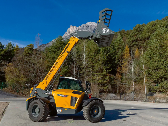  'Liebherr T48-8'.