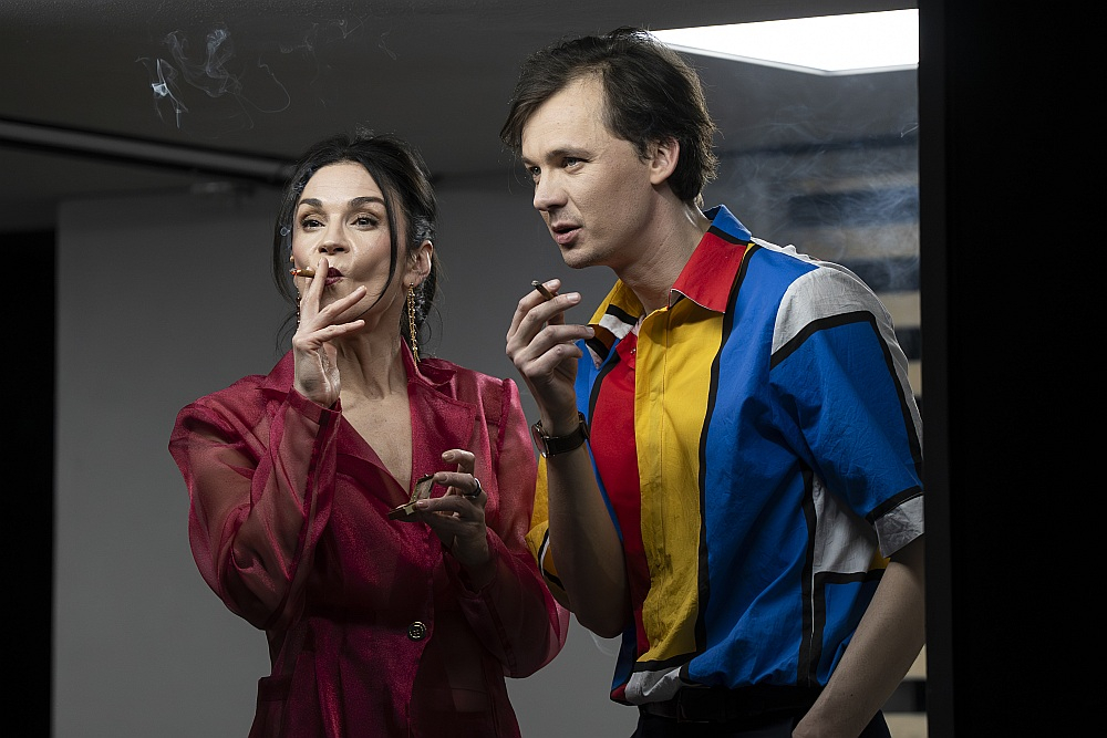 Mārtiņš Meiers (Pīters Kītings) un Ilze Ķuzule-Skrastiņa (Dominika Frankona).