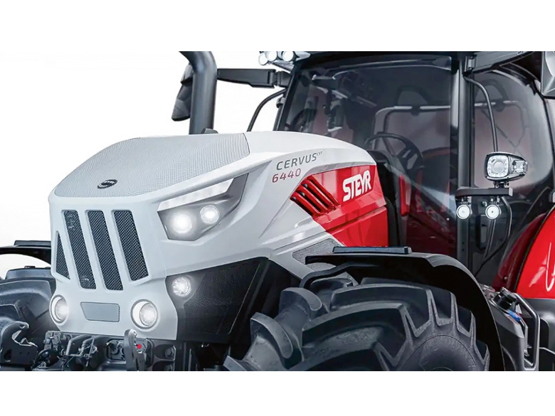 'Steyr Cervus CVT'  traktors.