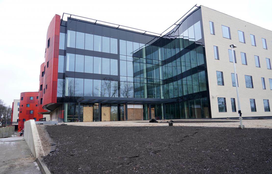 Paula Stradiņa klīniskās universitātes slimnīcas (PSKUS) A2 korpusa būvdarbi.