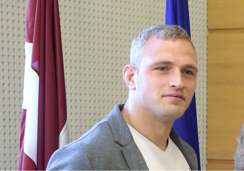 Latvijas sambo cīkstonis Viktors Reško.