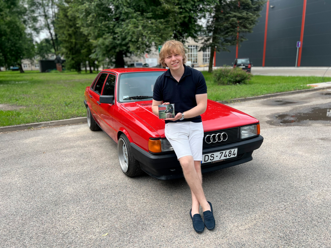 Edvards Strazdiņš.