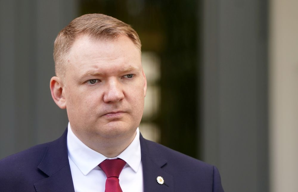 Saeimas sekretārs Edvards Smiltēns.