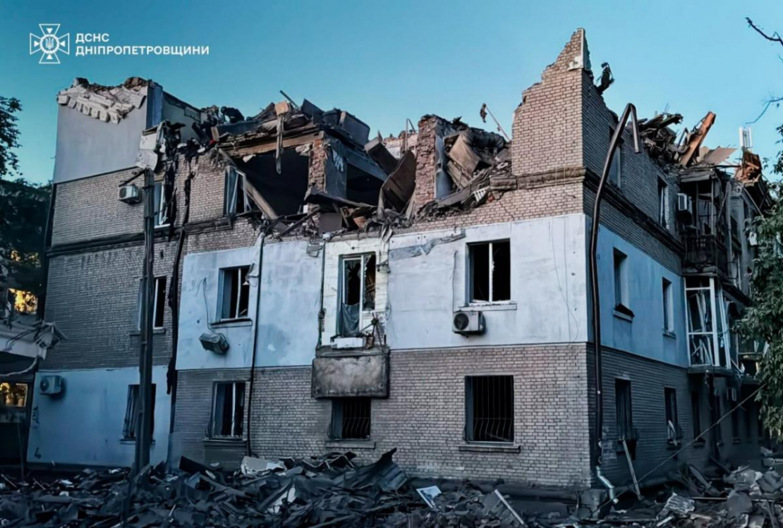 Dņipro nogalināti 12 cilvēki.