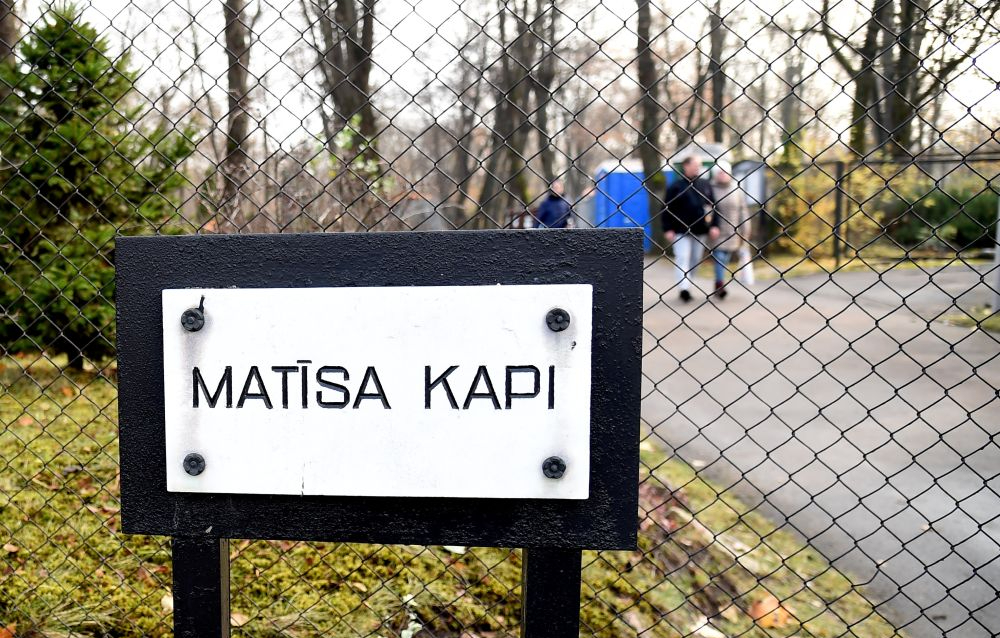 Matīsa kapi.