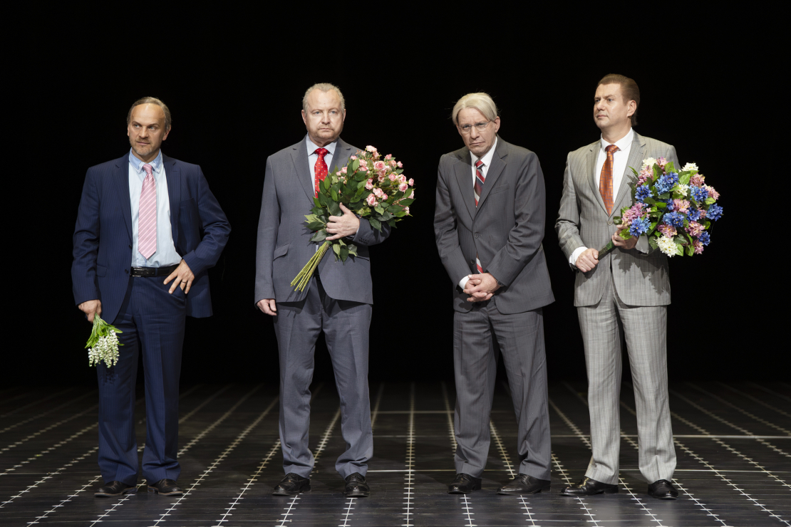 Dailes teātra Lielajā zālē notiek izrāde "Rīkojums Nr. 2".